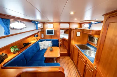 Thomasz Yachts